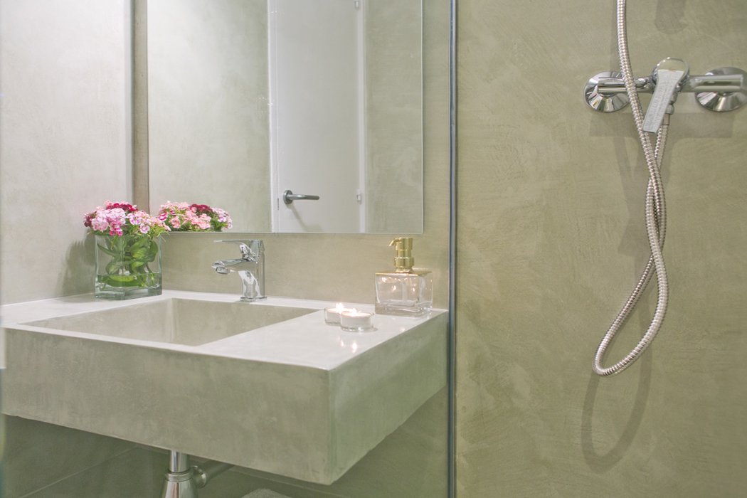Recent microcementproject - badkamer
